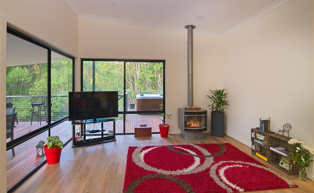 Babbling Brook Retreat Villa Limpinwood Bilik gambar